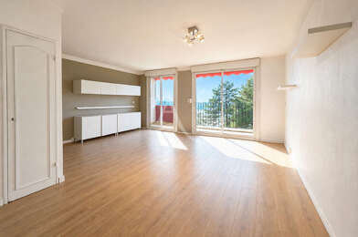 Appartement 3 pièces 151100 €