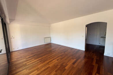 Appartement 3 pièces 965 €