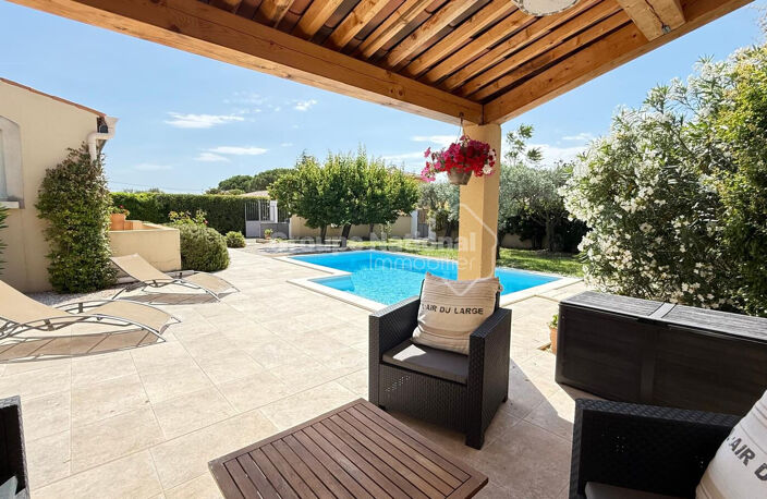 Maison plain pied - Belles prestations, piscine et terrain clos arboré — photo 3