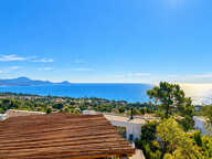 LES ISSAMBRES VILLA VUE MER PANORAMIQUE 7 PIECES AVEC PISCINE CUISINE D ETE GARAGE 4 VOITURES — photo 3