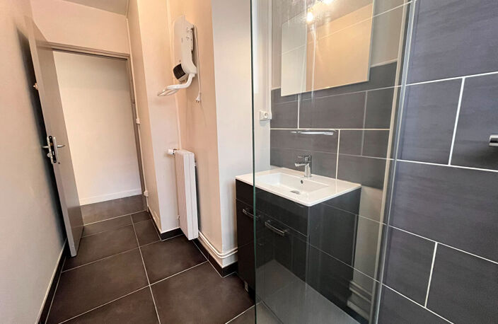 Appartement Petit Couronne 3 pièce(s) 60.82 m2 — photo 4