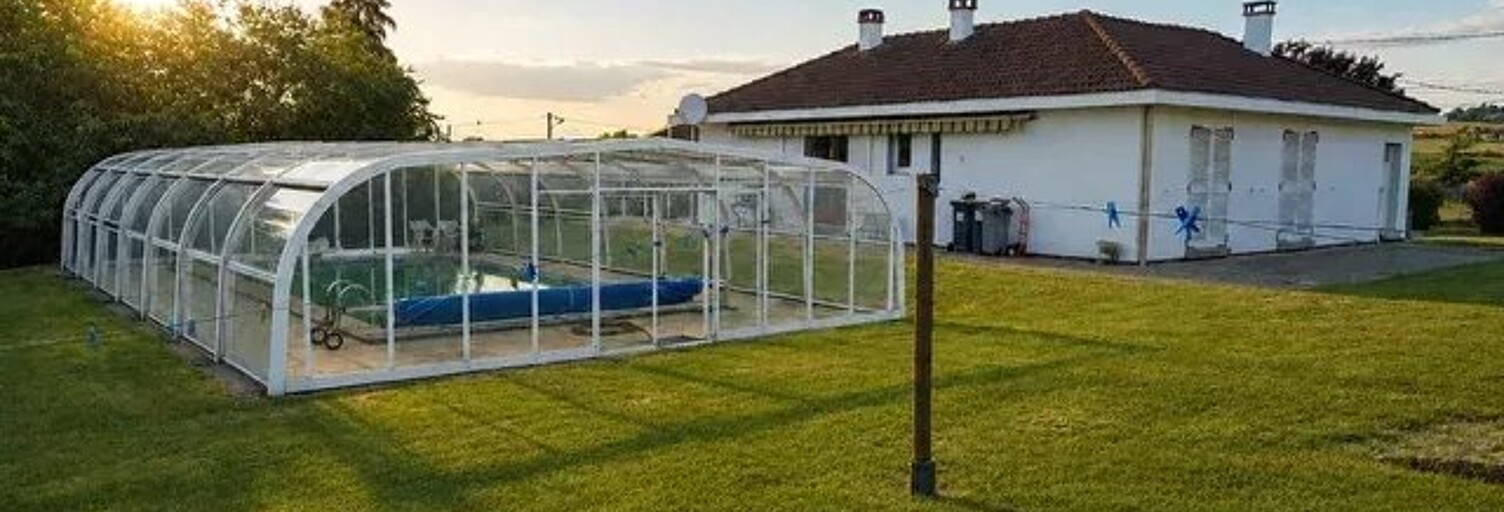 Maison  105 m² à vendre à Yronde-et-Buron (63270)