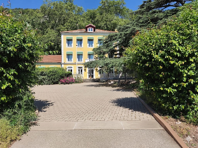 DPT(26) A vendre Valence Domaine évènementiel  d'Exception — photo du bien