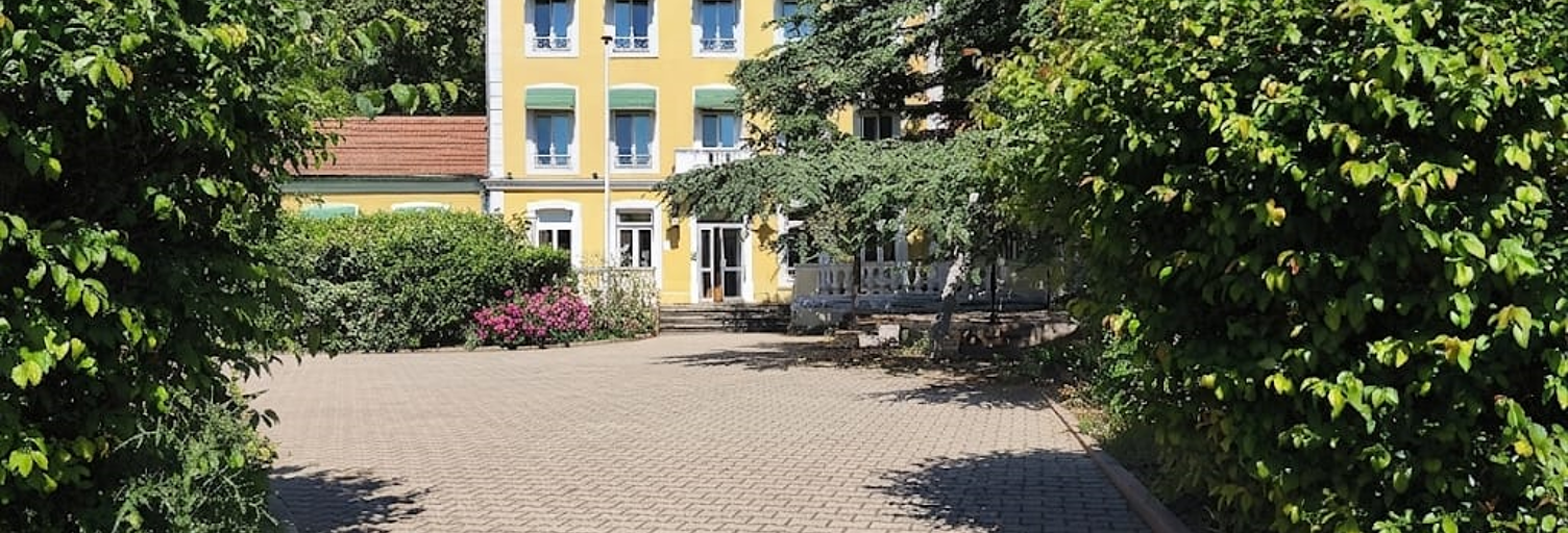 Maison 40 Pièces 2000 m² à vendre à Valence (26000)