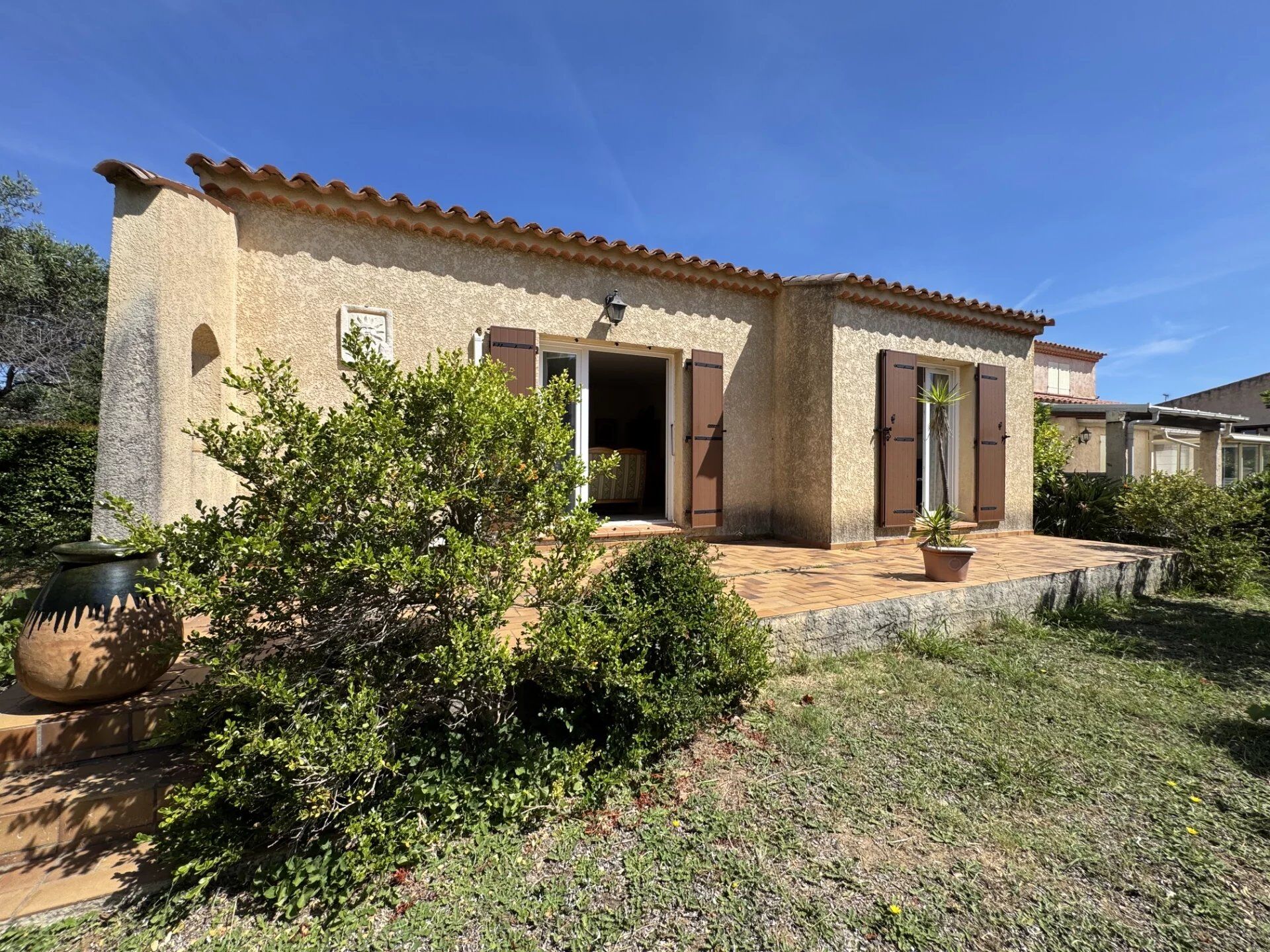 Villa / Maison  T3 à vendre Londe-les-Maures (La) 83250