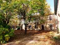 Ensemble immobilier, deux maisons plus divers bâtiments — photo 2