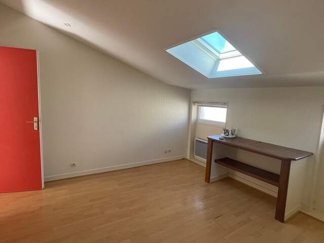 Appartement T1 bis coeur de Laleu La Rochelle — photo du bien