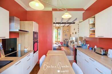 Appartement 3 pièces 164500 €