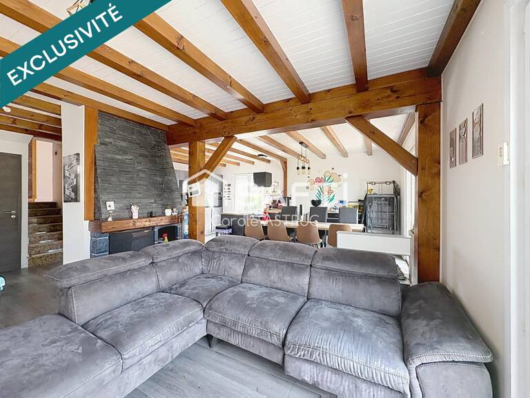 Superbe pavillon que la commune de Houtaud — photo 1