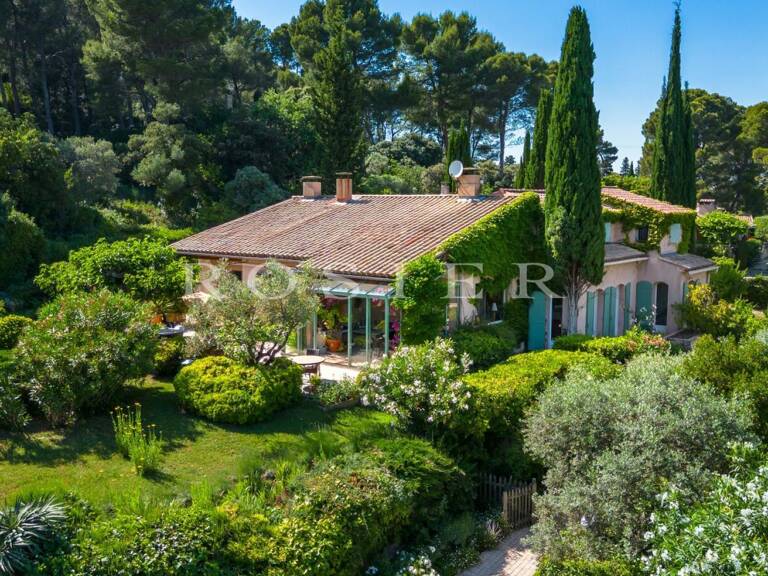 Villa d'architecte de plus de 220m2 sur les hauteurs de Jonquere — photo 1