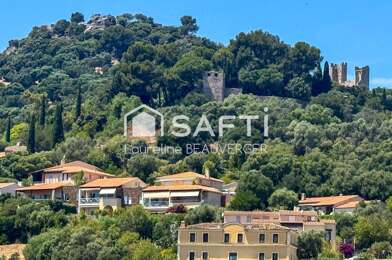 Appartement 11 pièces 375000 €