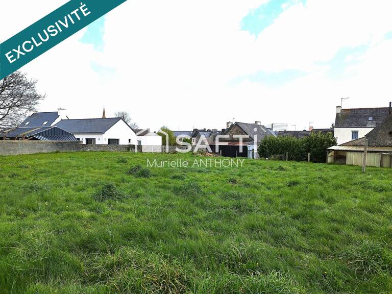 RARE. BEAU TERRAIN CONSTRUCTIBLE AU COEUR DU BOURG. — photo 1