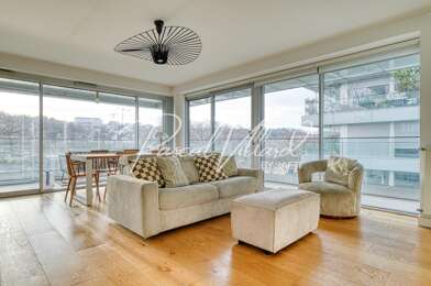 Appartement 4 pièces 3300 €