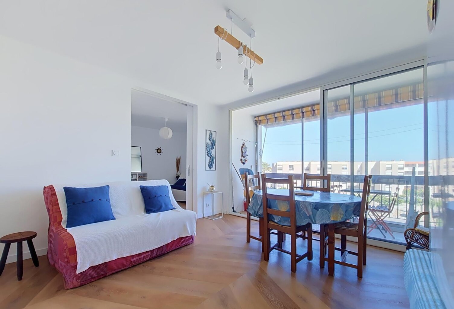 Appartement traversant avec vue mer et parking — photo 1
