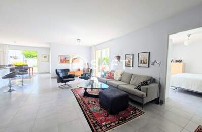 MAGNIFIQUE VILLA PLAIN PIED avec PISCINE, GARAGE et STATIONNEMENT CAMPING CAR — photo du bien