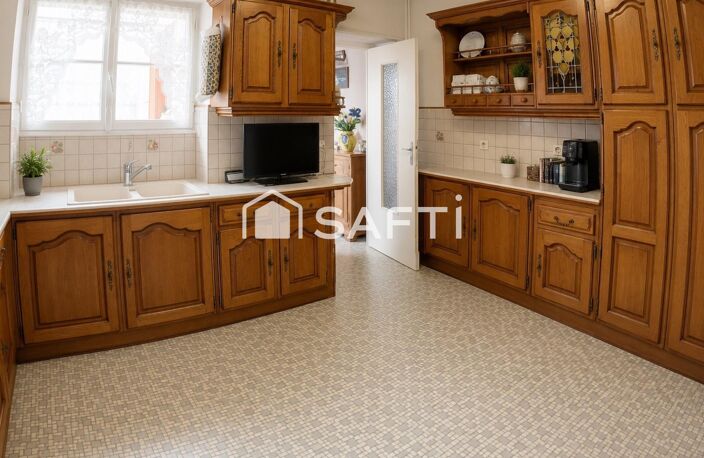 Maison familiale à fort potentiel avec terrain et dépendances à Ciez — photo 4