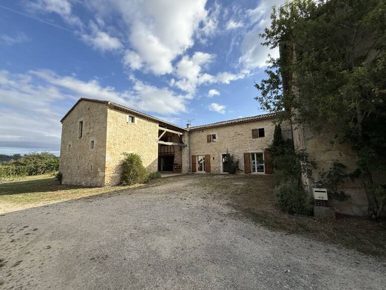 Maison corps de ferme — photo 1
