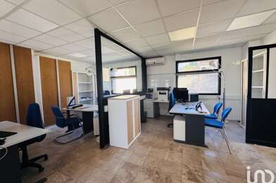 Commerce  2400 €