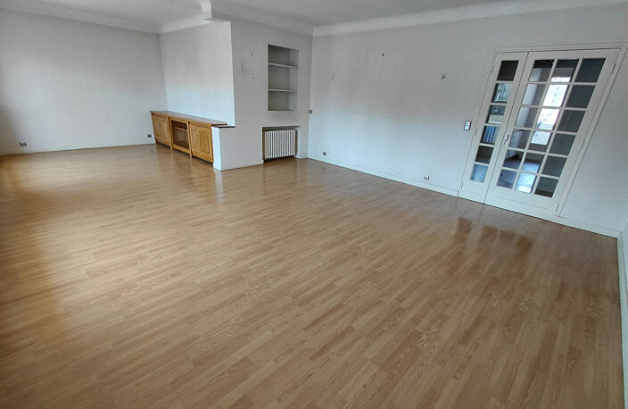 Appartement Auch 3/4pièces 101 m2 avec grand garage ! — photo 2