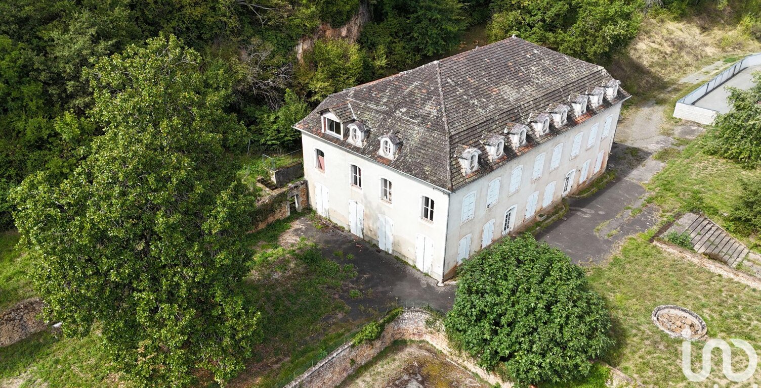 Vente Maison/villa 11 pièces — photo 1