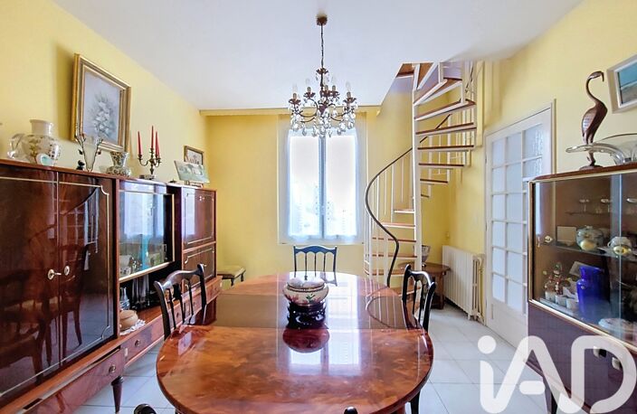 Vente Maison de ville 4 pièces — photo 2