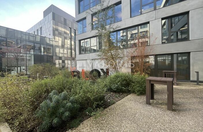 BUREAUX à LOUER — photo 2