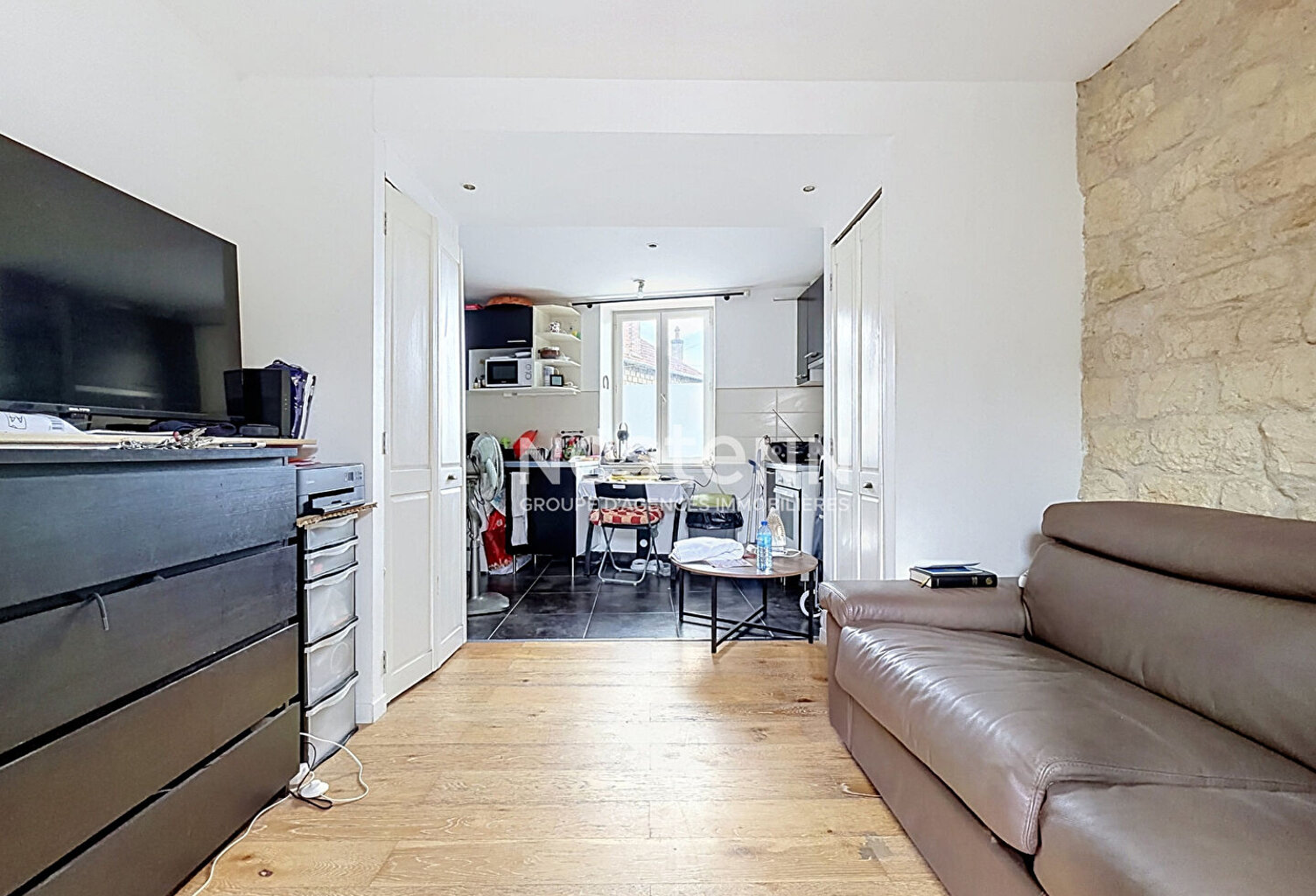 Appartement VENDU LOUÉ à Champagne-sur-Oise - 20m², terrasse et stationnement — photo 1