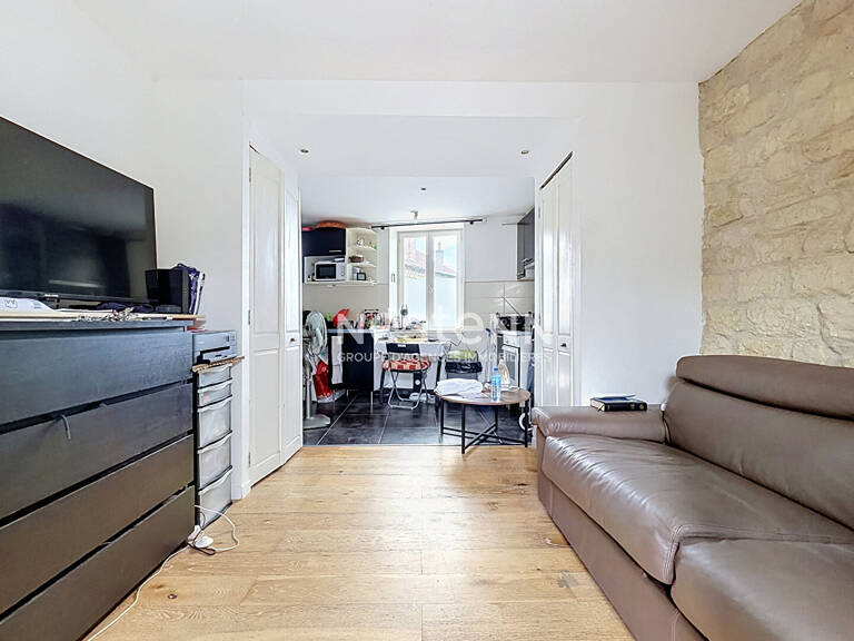 Appartement VENDU LOUÉ à Champagne-sur-Oise - 20m², terrasse et stationnement — photo 1