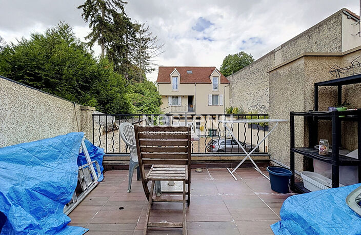 Appartement VENDU LOUÉ à Champagne-sur-Oise - 20m², terrasse et stationnement — photo 4