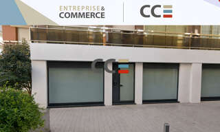Commerce  84 m² à louer à Cannes (06400)