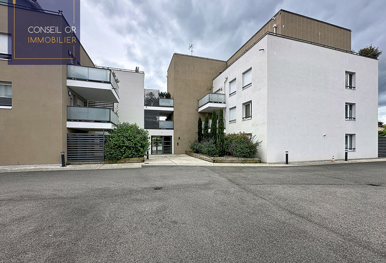 Appartement Craponne 2 pièce(s) 37 m2 — photo 1