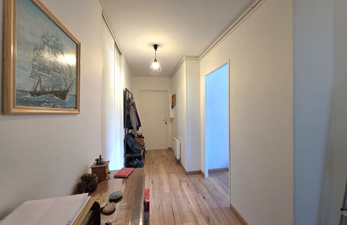 Appartement à vendre - Le Havre - 71 m² - 2 chambres - Ascenseur - Garage DPE A — photo 2