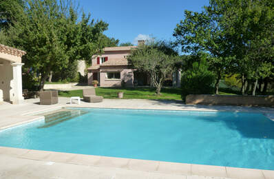 A vendre,  Drôme provençale, Belle Villa de 200 m2, piscine, garages, terrain  arboré de 3400m². — photo du bien