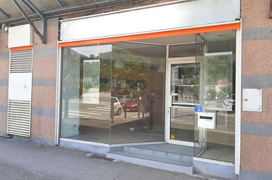 Commerce 4 pièces 155820 €