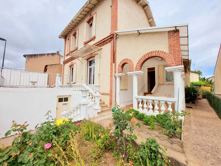 Albi Maison des années 30  + un Appartement indépendant T3 + 2 garages + 2 caves — photo 1