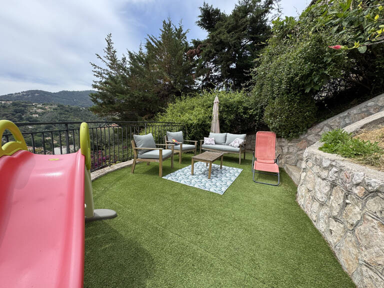 MENTON - MAISON 4 PIECES DE 113m2 AVEC TERRASSE, JARDIN, GAR — photo 1
