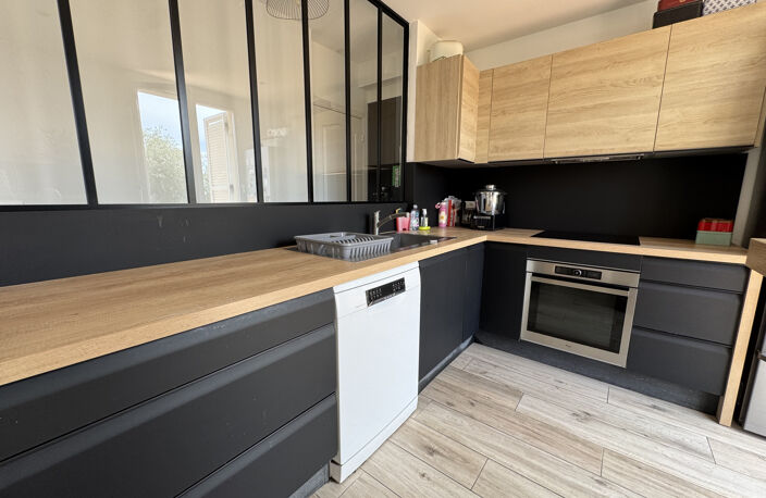 MENTON - MAISON 4 PIECES DE 113m2 AVEC TERRASSE, JARDIN, GAR — photo 5