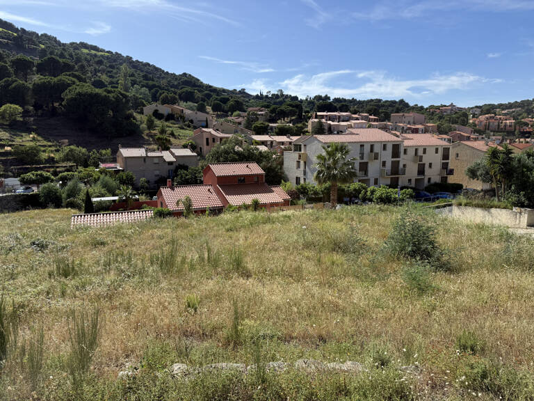 COLLIOURE   TERRAIN À BÂTIR 548 M2   VILLA 4 FACES — photo 1