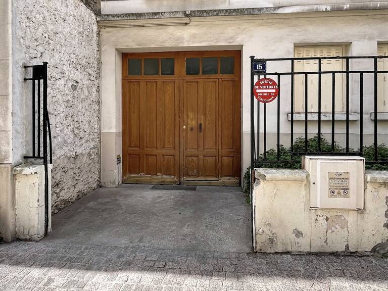 Vente Garage 20 m&sup2; — photo 1