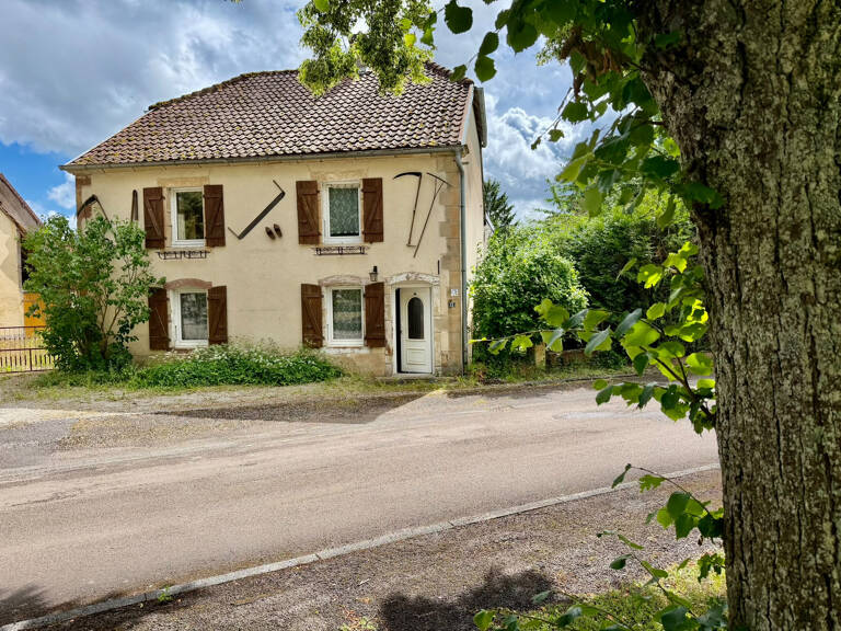 Vente maison de village, 7 pièces, sur terrain de 490 m2 ROY — photo 1