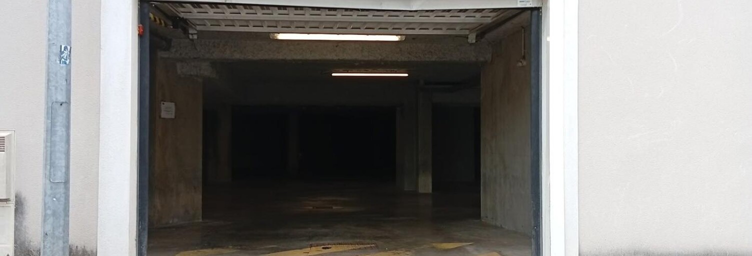 Garage  13 m² à vendre à Aubenas (07200)
