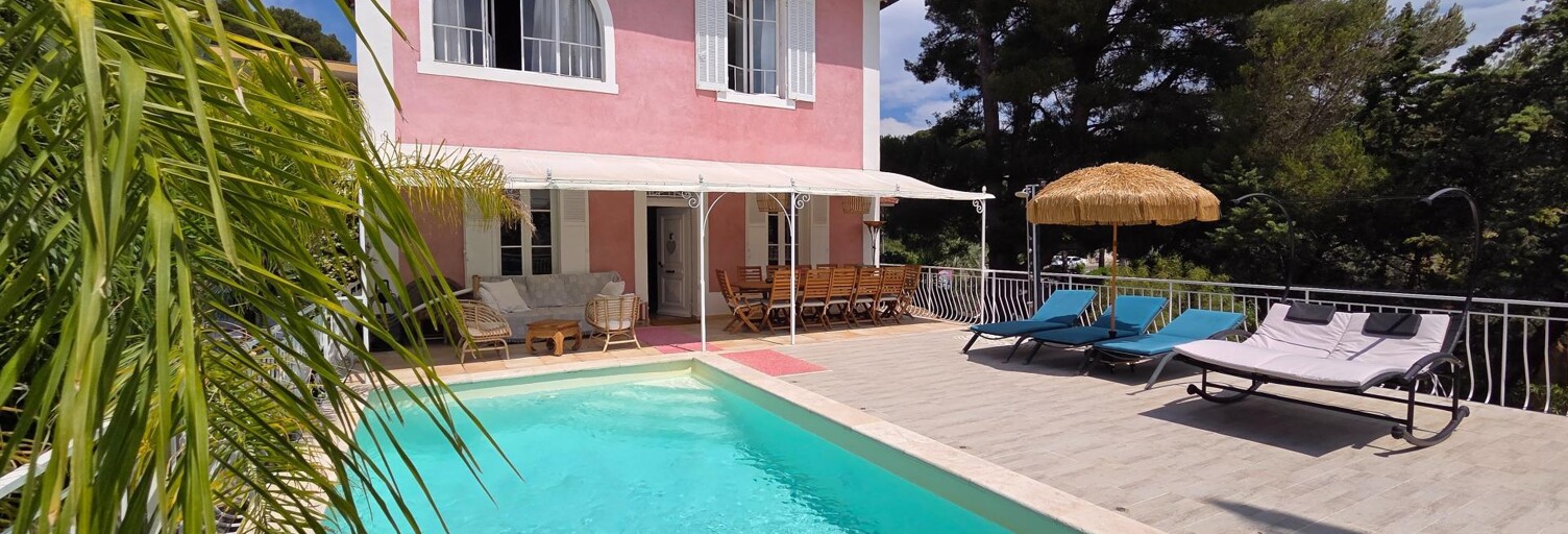 Maison 8 Pièces 246 m² à vendre à Sanary-sur-Mer (83110)