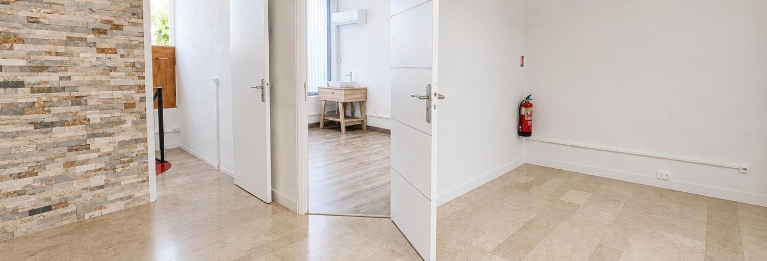 Bureau 1 Pièce 70 m² à louer à Fréjus (83600)