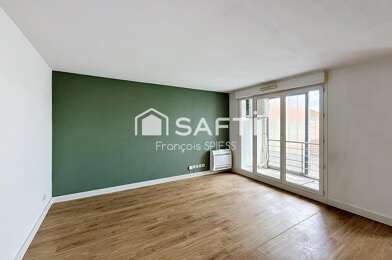 Appartement 3 pièces 243200 €