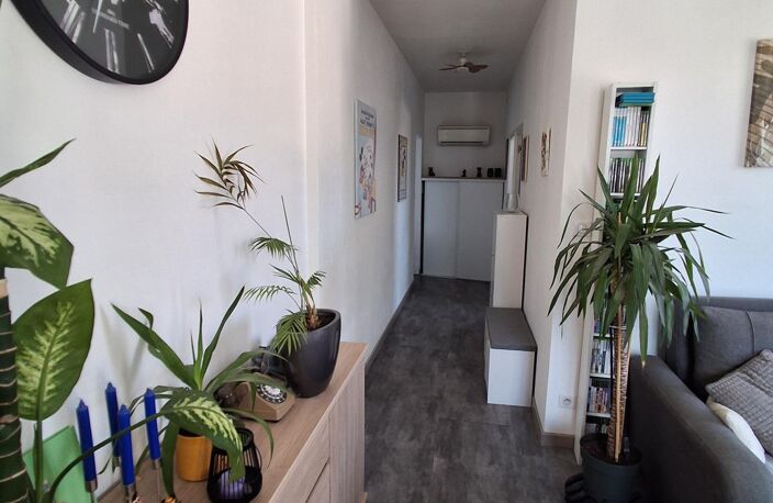 APPARTEMENT RENOVE AU 1ER ETAGE AU CALME DANS UNE MAISON PIERRE AU CALME A LA CAMPAGNE — photo 4