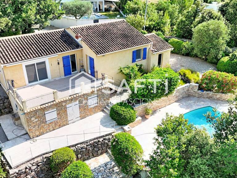 Vue dominante, piscine et dépendance — photo 1