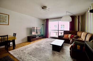 Appartement 3 pièces 1330 €