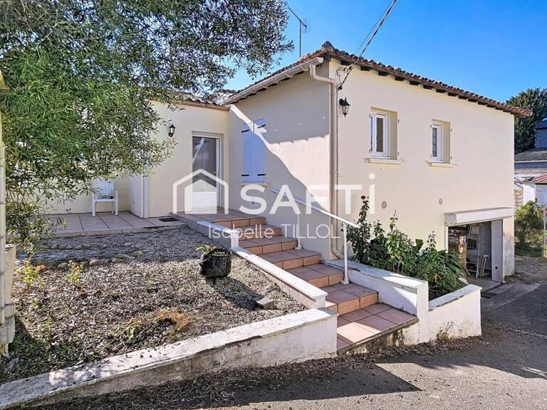 Maison avec jardin — photo 1