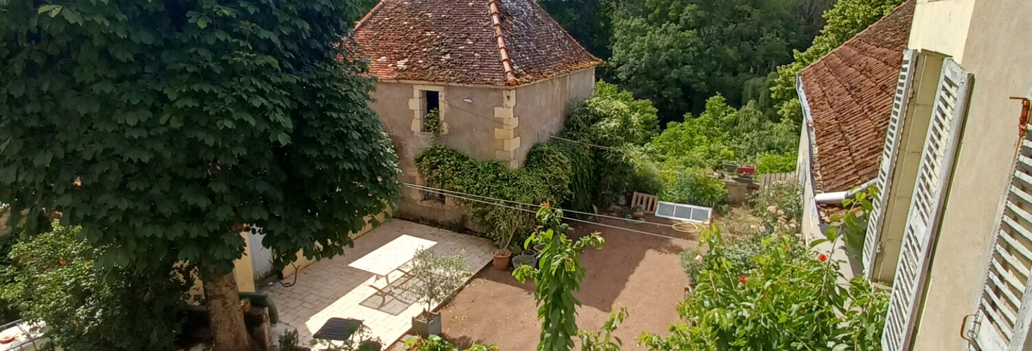 Maison 12 Pièces 356 m² à vendre à Beaumont-la-Ferrière (58700)