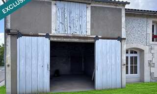Immeuble  102 m² à vendre à Moulis-en-Médoc (33480)